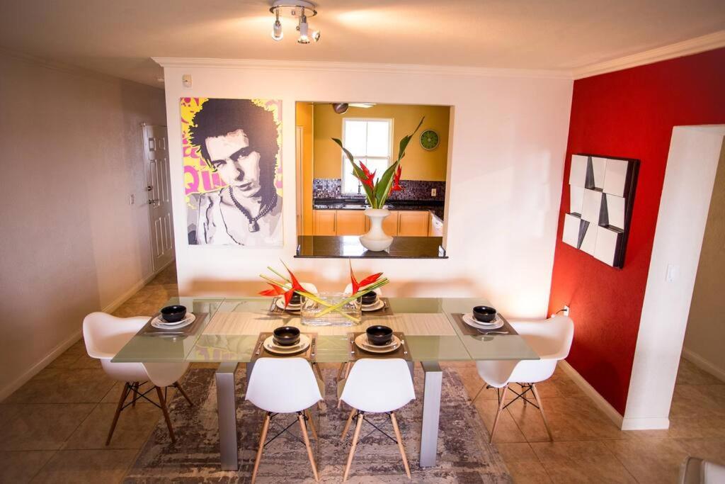 Designer Penthouse - Stunning Property With Amazing Views Saint James Exteriér fotografie